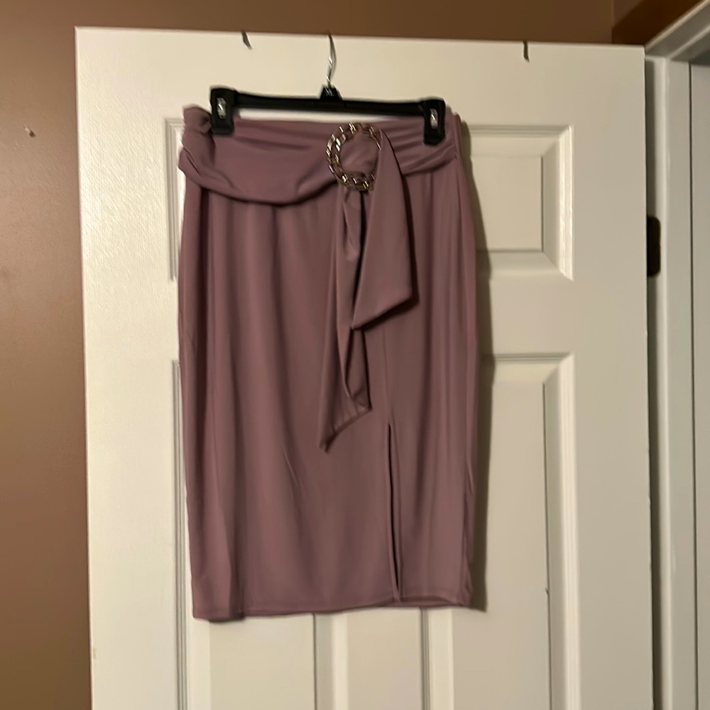 Very pretty lavender skirt!!